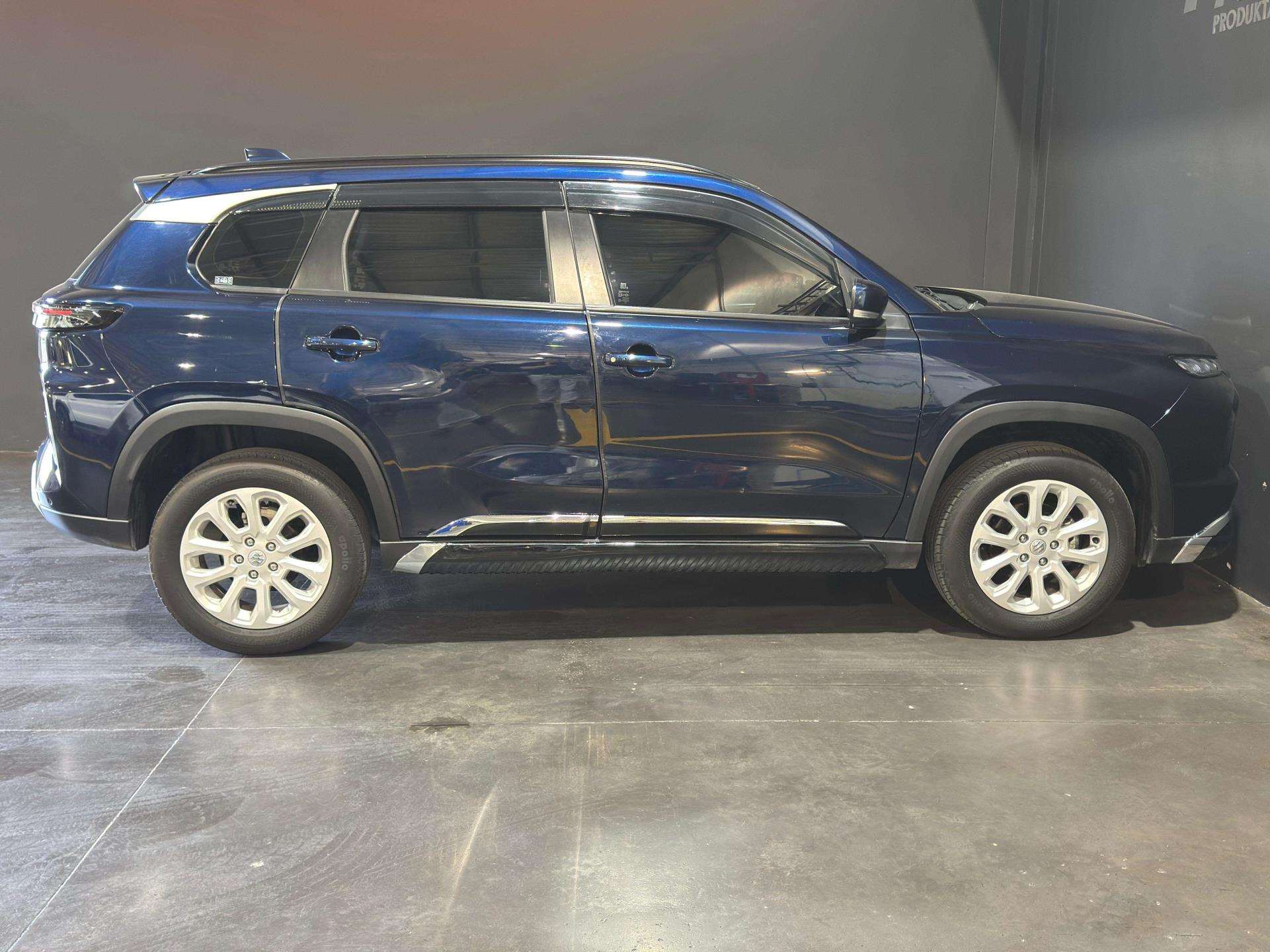 Vehicle Gallery Image
