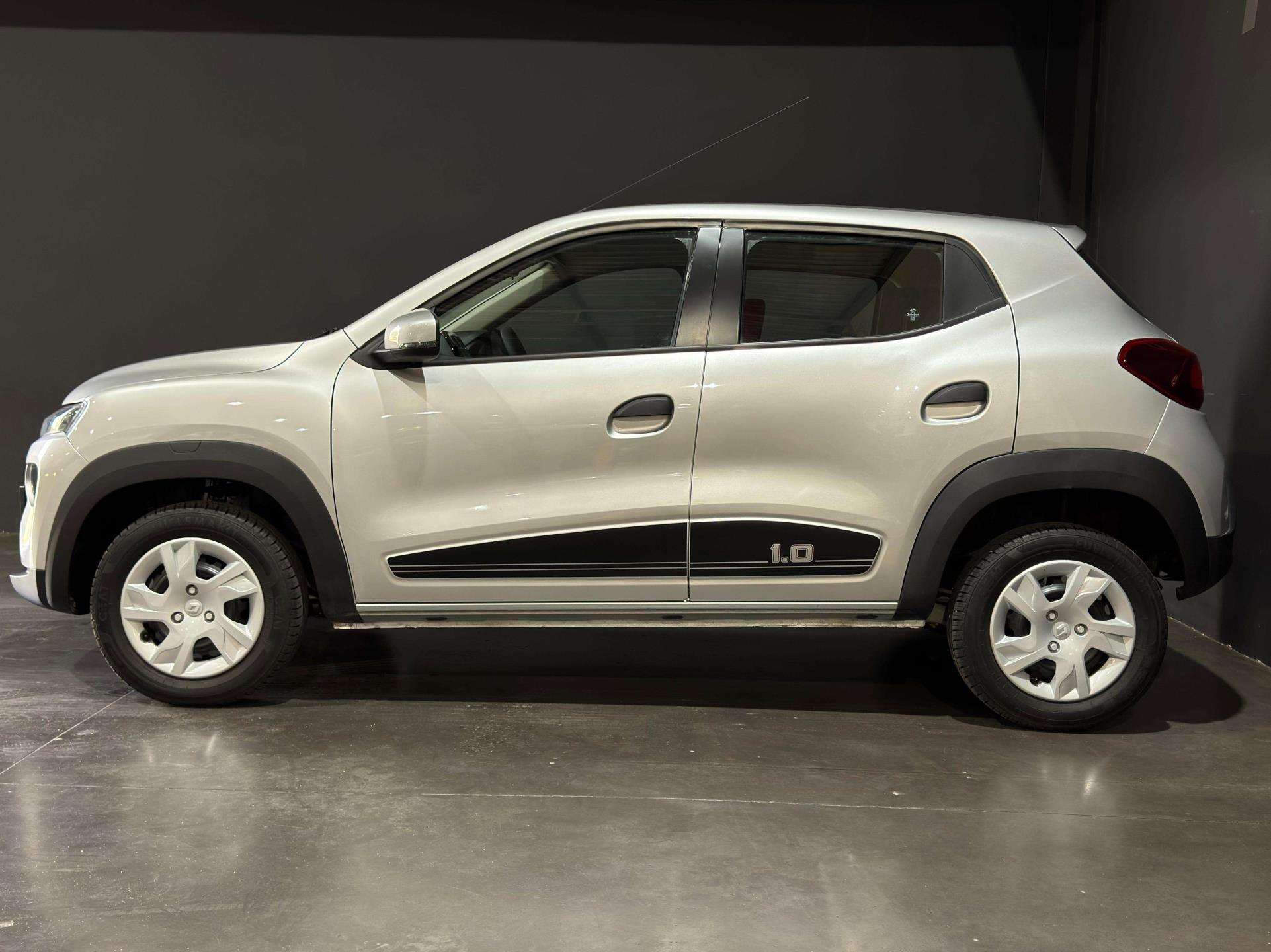 Vehicle Gallery Image
