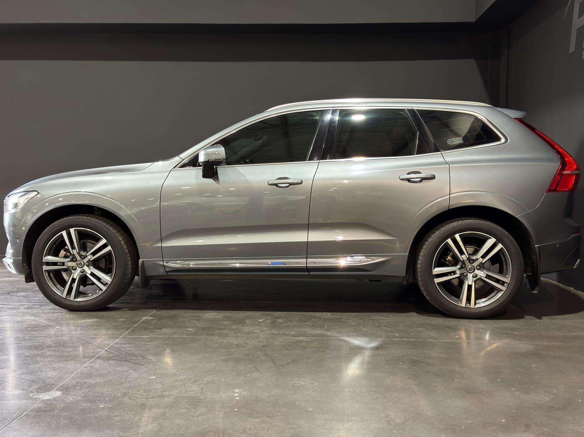 Vehicle Gallery Image