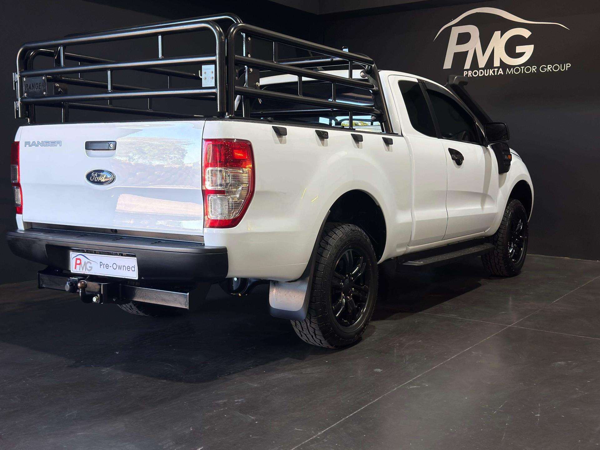 Vehicle Gallery Image