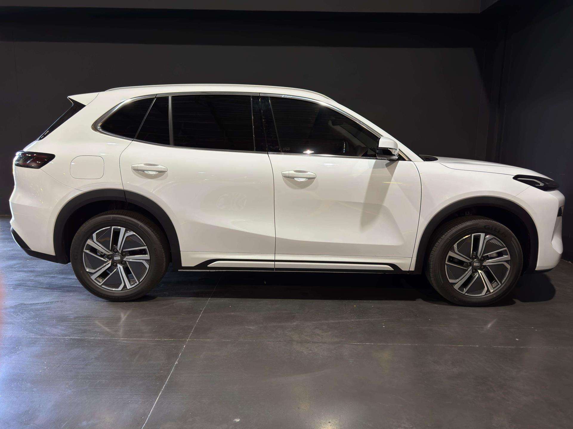 Vehicle Gallery Image