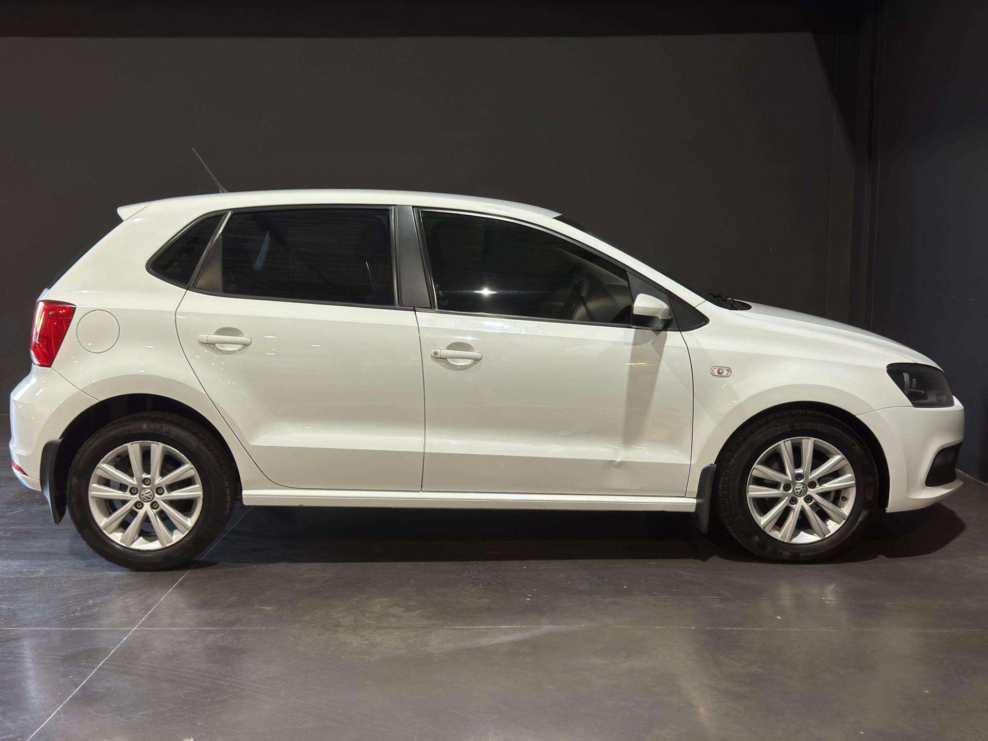 Vehicle Gallery Image